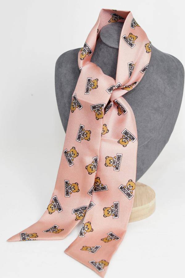 moschino schlafsack Moschino Signature Bear Skinny Scarf